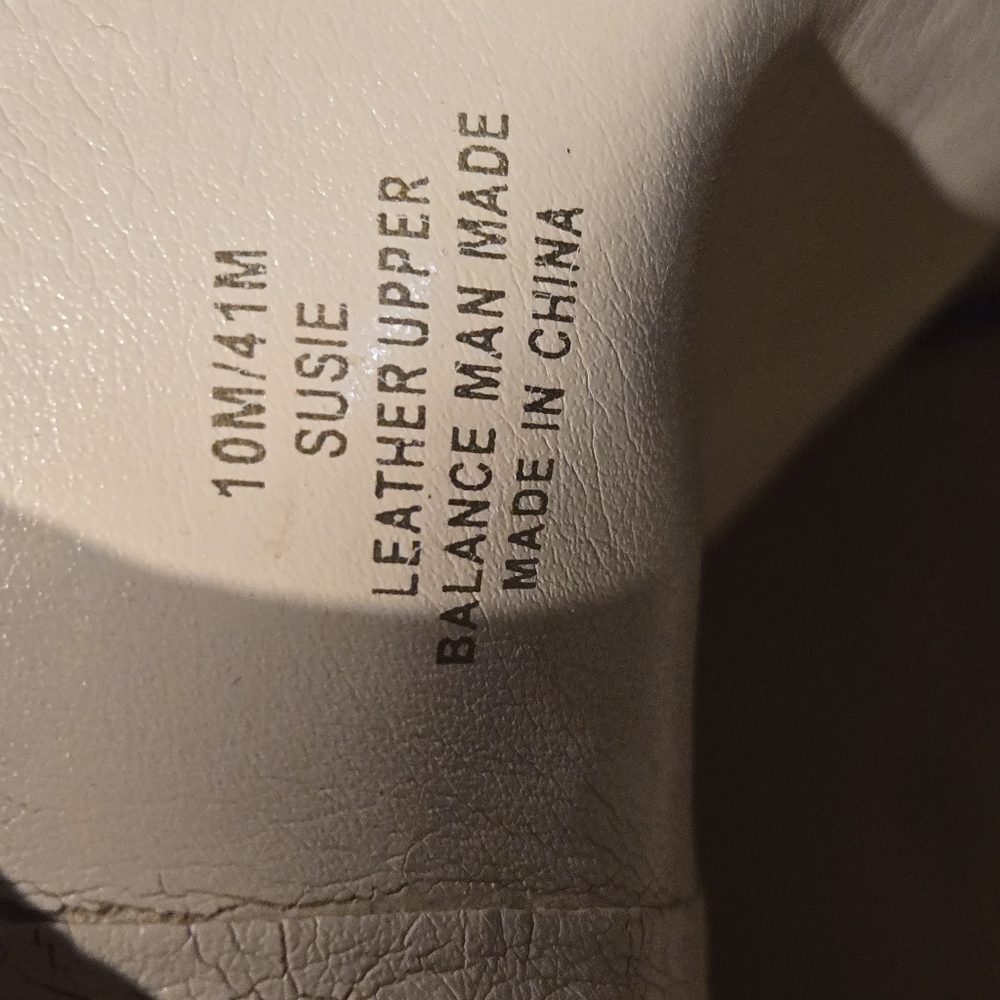 Karl Lagerfeld 'Susie' Smooth Leather Bootie Sz 10 - Picture 4 of 12